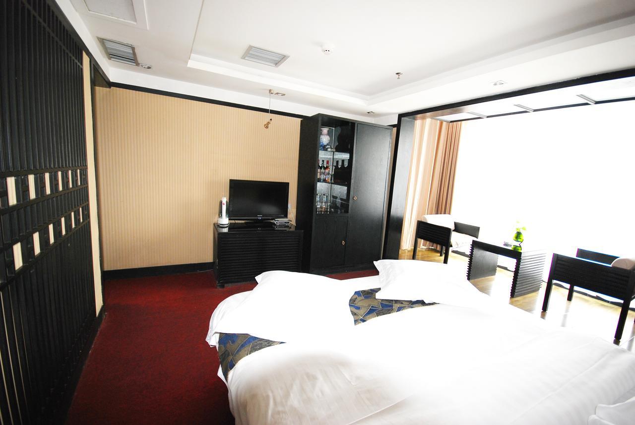 Xinjiang Yema International Clubhouse Ξενοδοχείο Ουρούμτσι Εξωτερικό φωτογραφία